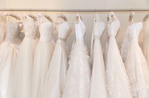 Jak naložit se svatebními šaty, když už je všechno za vámi?