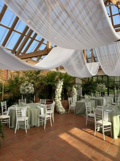 CHIAVARI židle bílá dřevěná