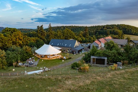 Podlaha do šapitó - plastová